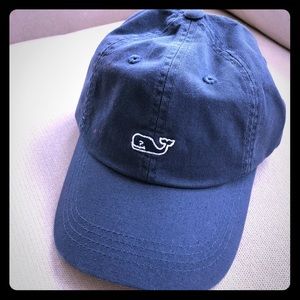 Vineyard Vines baseball hat